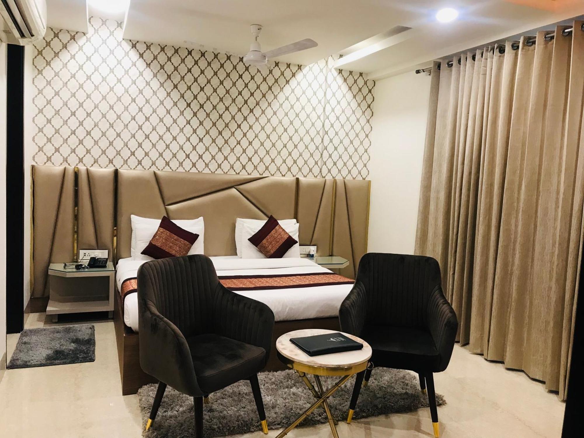 Gazebo Inn&Suites Medanta Gurgaon Bagian luar foto