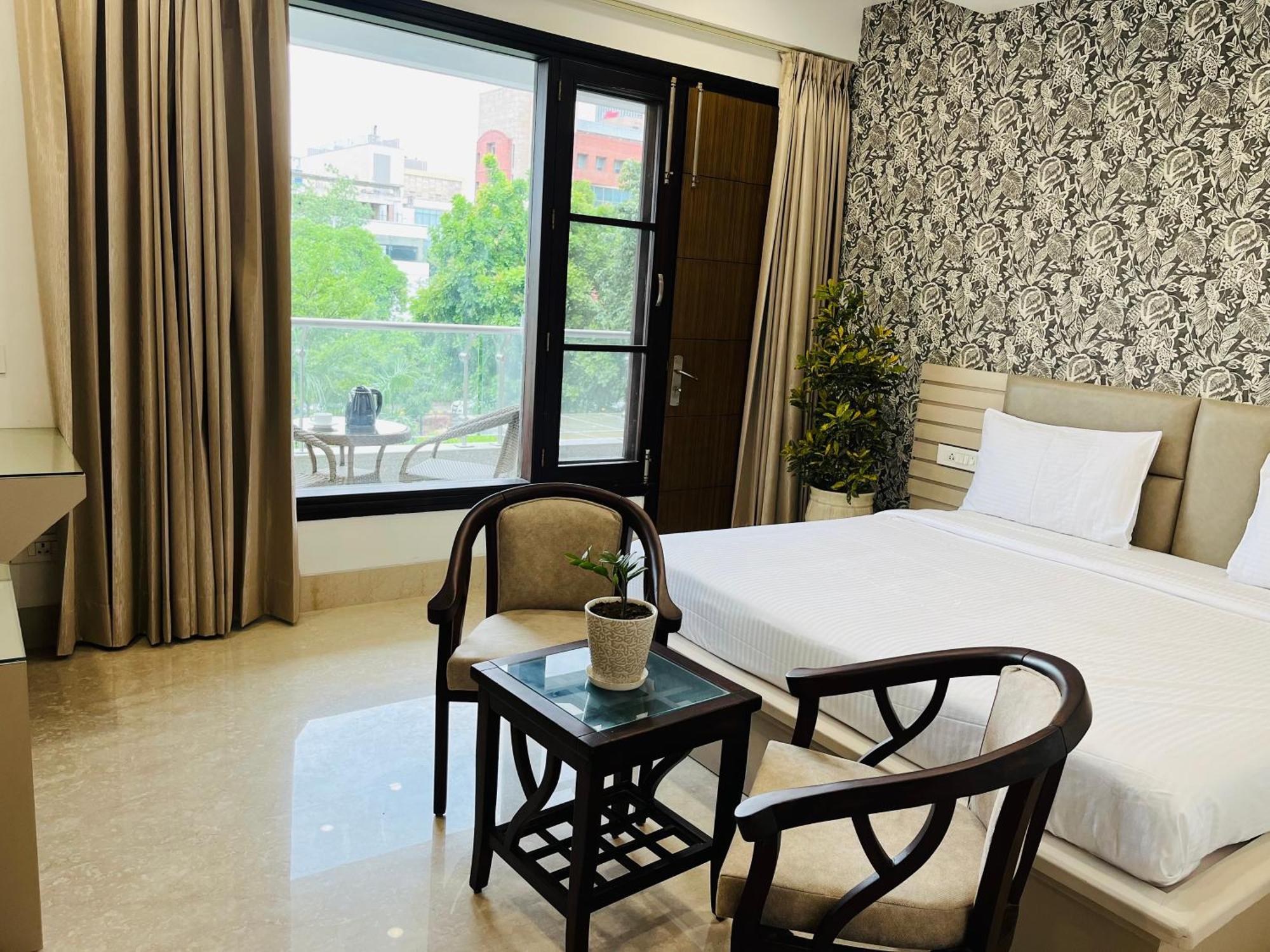 Gazebo Inn&Suites Medanta Gurgaon Bagian luar foto