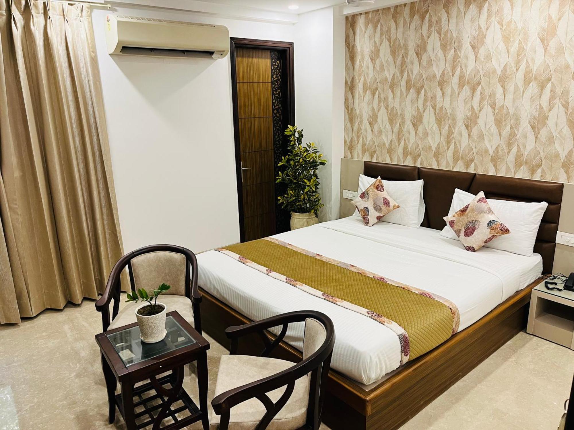 Gazebo Inn&Suites Medanta Gurgaon Bagian luar foto